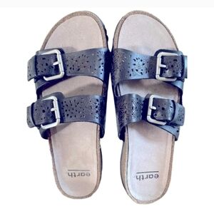 Antigua Earth Black Sandals with Floral Buckle Straps